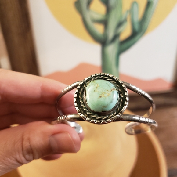 Vintage Sterling Silver Turquoise Cuff Bracelet